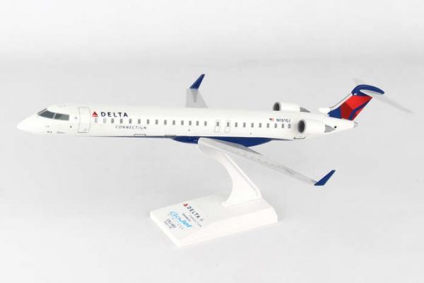 SKYMARKS DELTA CONNECT. CRJ900 1/100