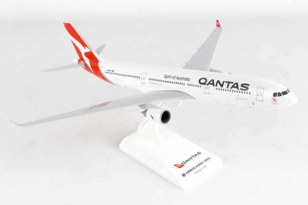 SKYMARKS QANTAS A330-300 NEW L. 1/200